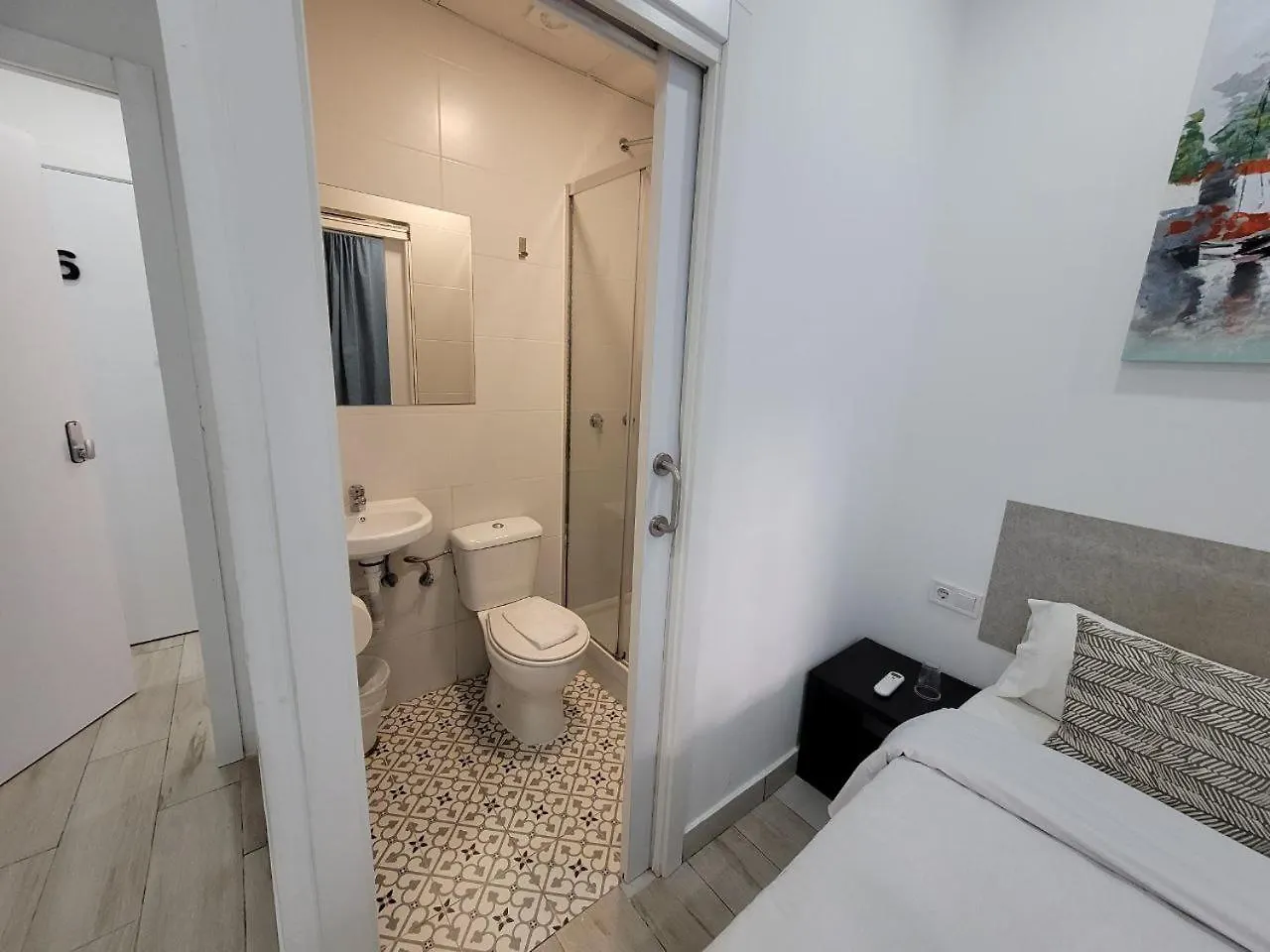 Ayz Silvela - Auto Check-In Property Malaga Spain