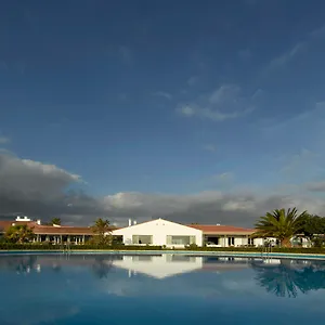 https://de-malaga-golf.hotelsinnerja.org